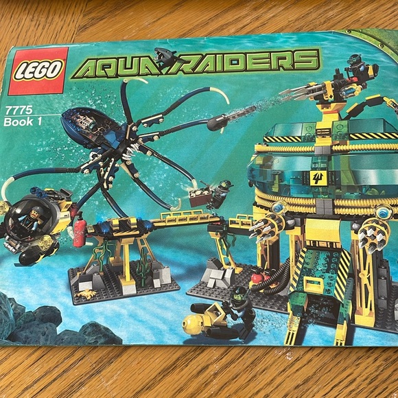 LEGO Aqua Raiders 7775 Retired Set (Incomplete Set) - Picture 1 of 5
